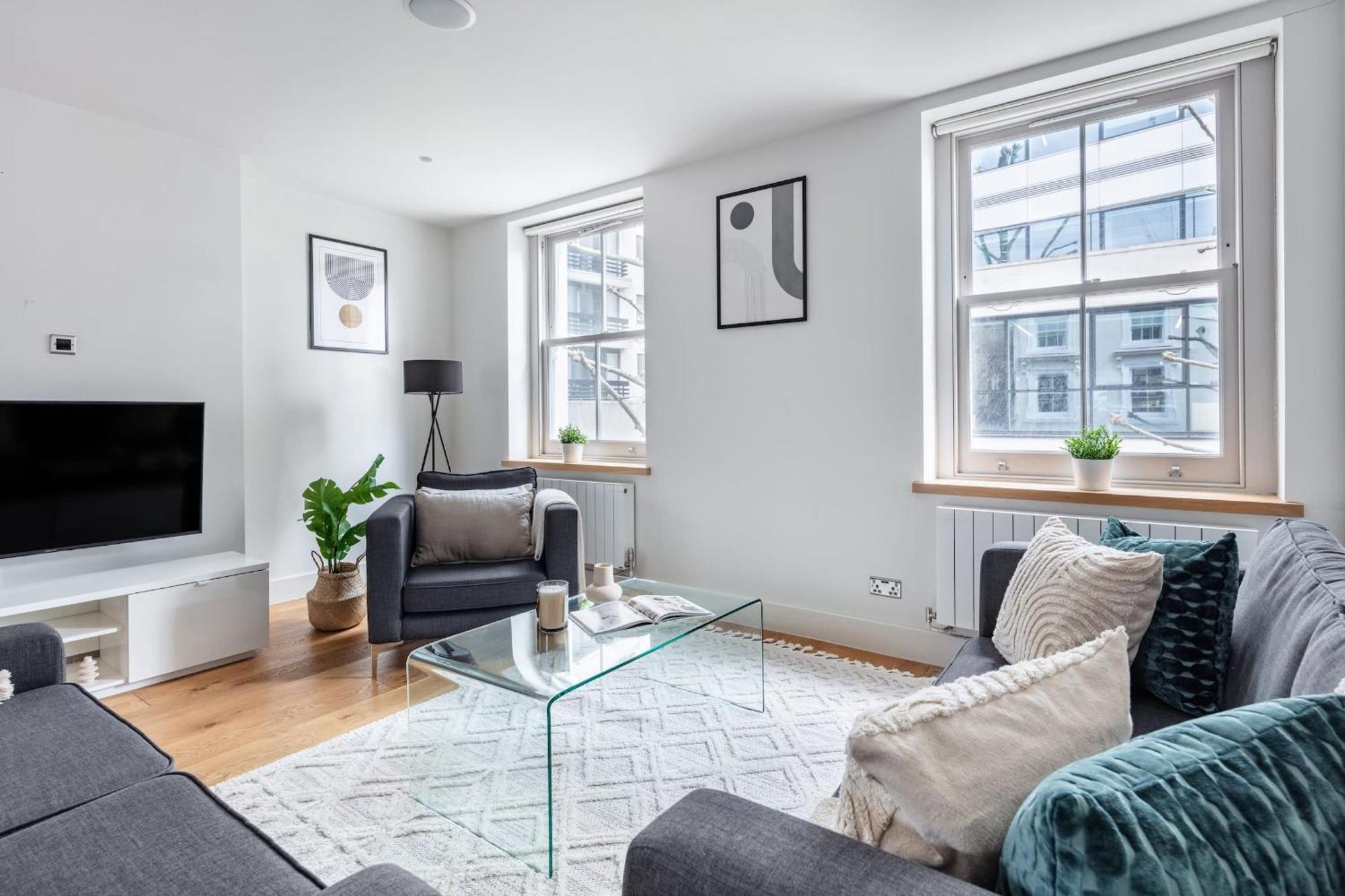 2Br In Soho - Charlotte Street - Cityapartmentstay ロンドン エクステリア 写真